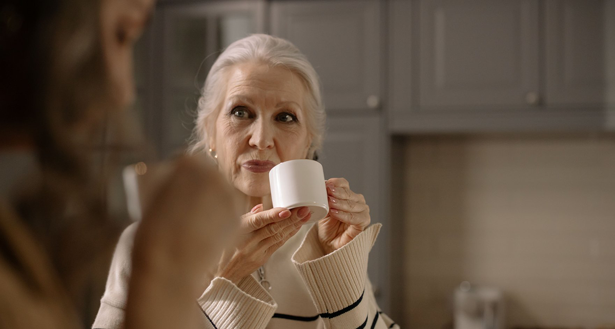 Helping Someone Eat and Drink Well at Home